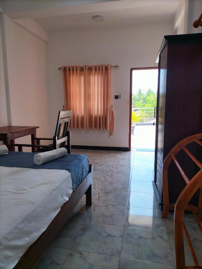 Hotel Sun Blue Uppuveli ภายนอก รูปภาพ