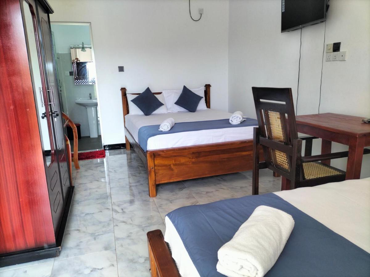 Hotel Sun Blue Uppuveli ภายนอก รูปภาพ
